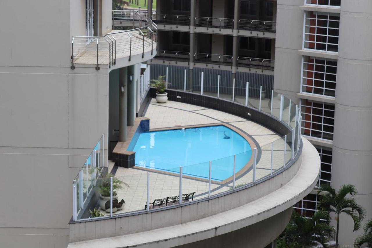 THE SAILS -SEA VIEW 2 sleeper apartment POINT WATERFRONT Durban Buitenkant foto