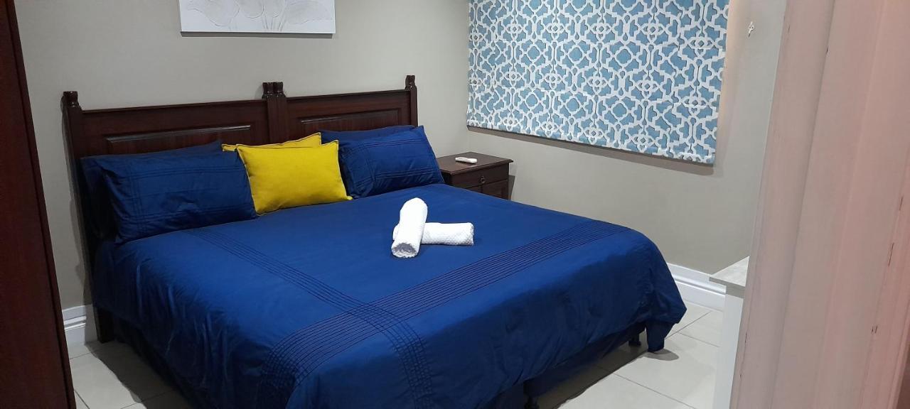 THE SAILS -SEA VIEW 2 sleeper apartment POINT WATERFRONT Durban Buitenkant foto