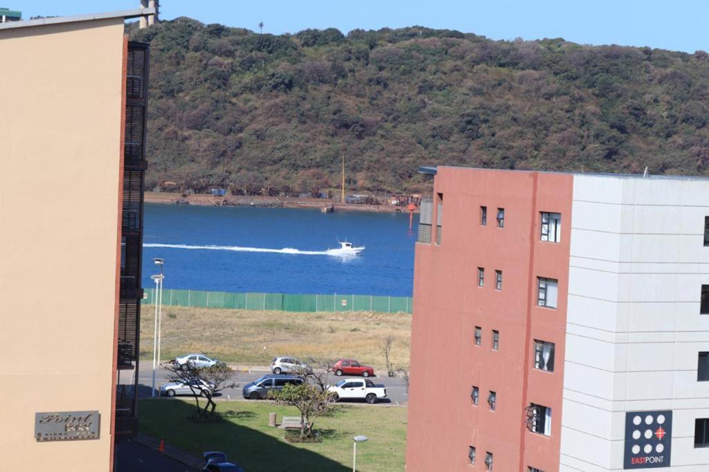 THE SAILS -SEA VIEW 2 sleeper apartment POINT WATERFRONT Durban Buitenkant foto